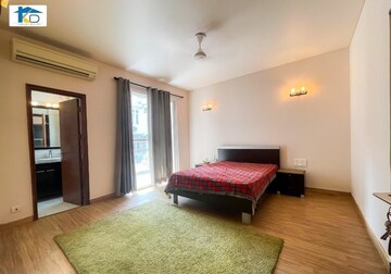Living Room in 4 BHK Apartment at Vipul Belmonte, Sector 53 – for Sale