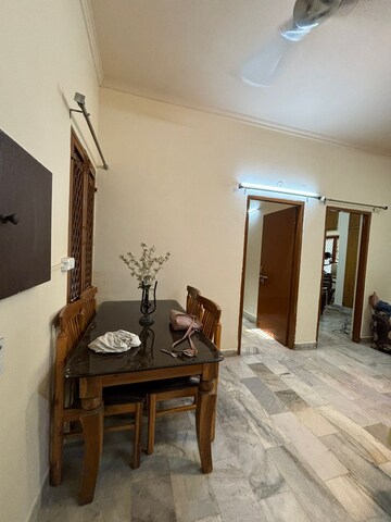 Furnished Amenities in 4 BHK Apartment at Vipul Belmonte, Sector 53 – for Sale