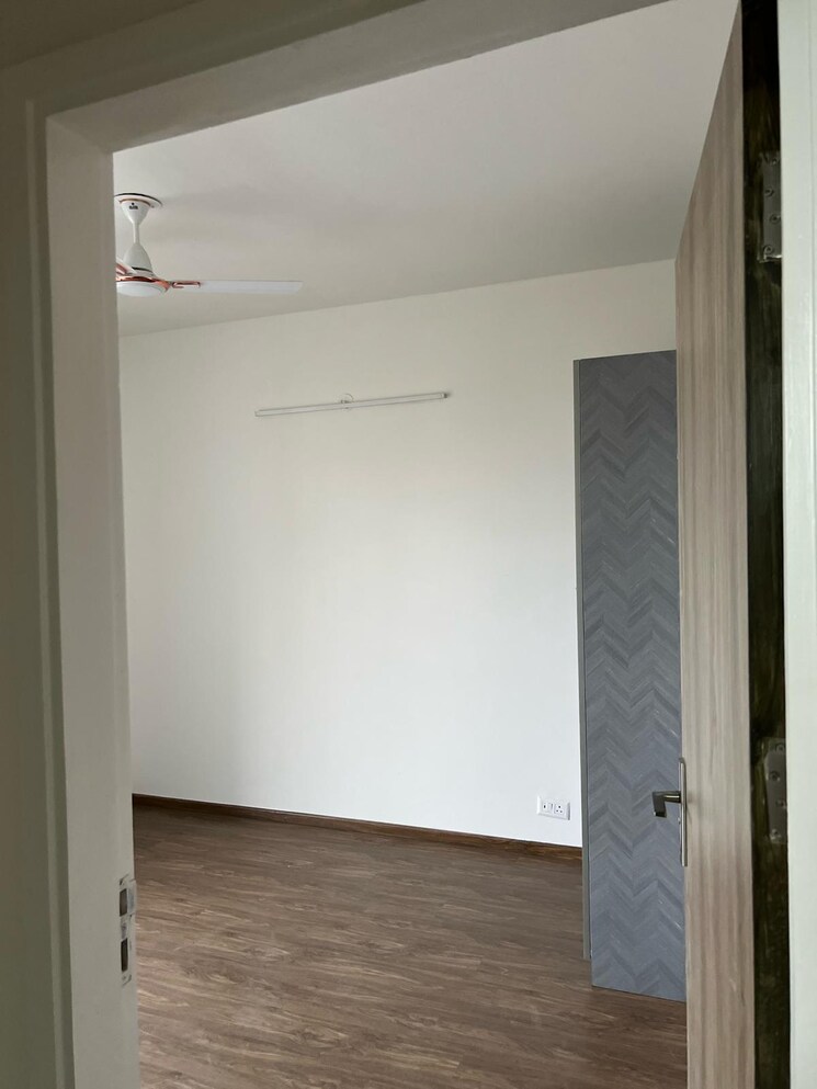 Room, shree-vardhman-green-court 2 Bedroom 526 Sq.Ft. Apartment In Sector 90 Gurgaon 7071899