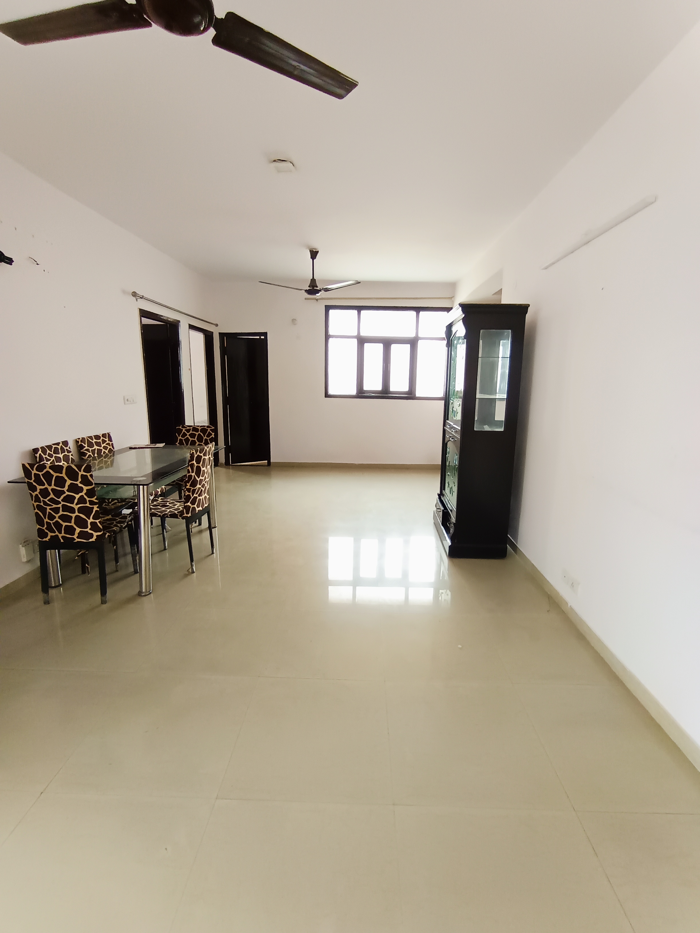 2 BHK Apartment For Rent in Omaxe Heights Sector 86 Faridabad  7072874