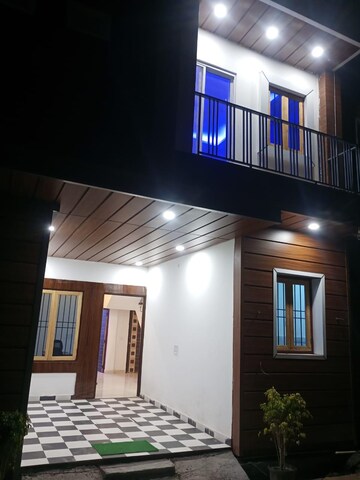 Room in 3.5 BHK Villa at Upsidc Site B – for Sale