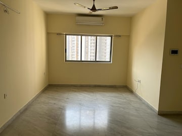 Room in 2 BHK Apartment at Lodha Luxuria, Majiwada – for Sale