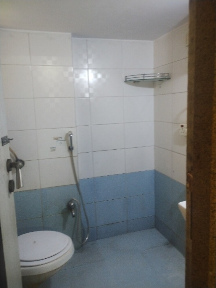 Bathroom, d-v-shree-shashwat 1 Bedroom 467 Sq.Ft. Apartment In Mira Road Thane 7073753