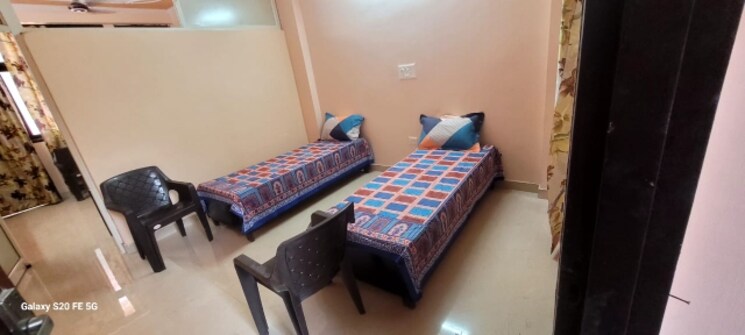 Attached Bathroom, chattarpur Pg For Boys & Girls In Chattarpur 7073726