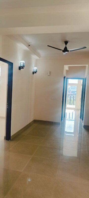 Room in 3 BHK Apartment at Sethi Max Royale, Sector 76 – for Sale