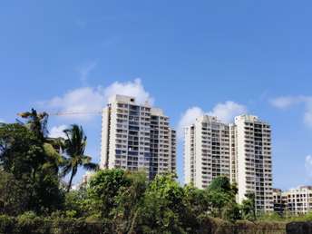2 BHK Apartment For Resale in Kamala Garden Grove Complex Chikoowadi Mumbai 7075159