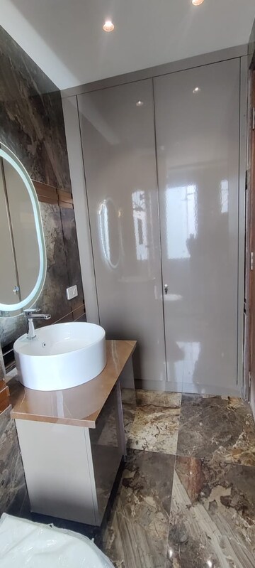 Bathroom in 3 BHK Builder Floor at Ansal Sushant Lok I, Sector 43 – for Sale