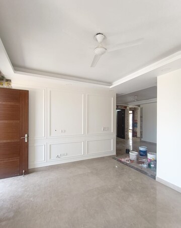 Room in 3 BHK Builder Floor at Ansal Sushant Lok I, Sector 43 – for Sale