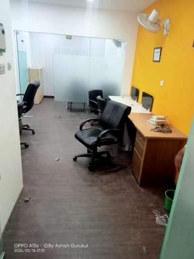 Commercial Office Space 550 Sq.Ft. For Rent in Sector 63 Noida  7076777