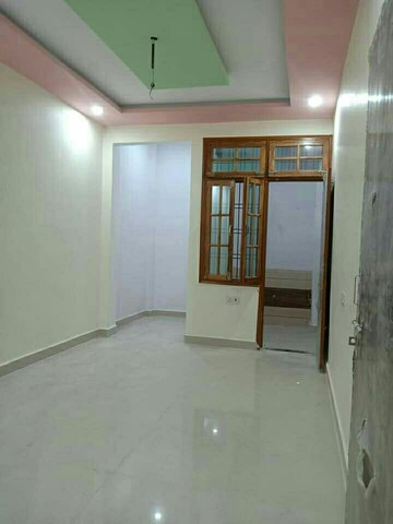 Room in 2 BHK Villa at Sultanpur Road – for Sale
