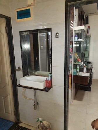 1 BHK Apartment For Resale in Deep Niketan Apartment Malad West Mumbai  7077008