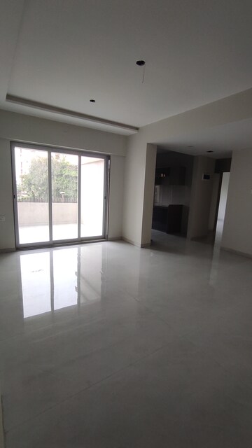 2 BHK Apartment For Sale in Agarwal And Doshi Complex, Vasai West