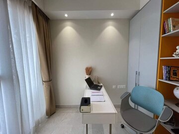 Study Room in 3.5 BHK Builder Floor at Orchid Ivy Floors, Sector 51 – for Sale