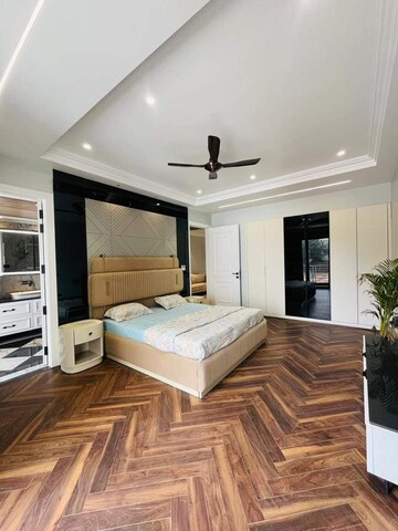 Bedroom in 4 BHK Builder Floor at Sector 50 – for Sale