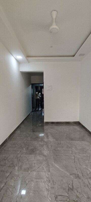Room in 1 BHK Apartment at Shree Zalawad Nagar CHS, Nalasopara East – for Sale