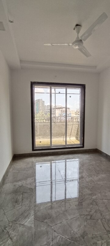 Room in 2 BHK Apartment at Shree Zalawad Nagar CHS, Nalasopara East – for Sale