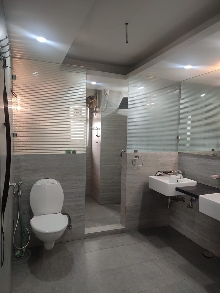 Bathroom, bestech-park-view-spa 4 Bedroom 3125 Sq.Ft. Apartment In Sector 47 Gurgaon 7077893