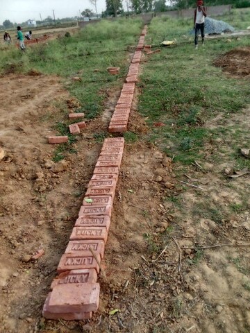  Plot For Sale in Adarsh Nagar