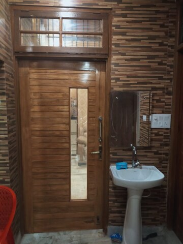Furnished Amenities in 5 BHK Independent House at Gomti Nagar – for Sale