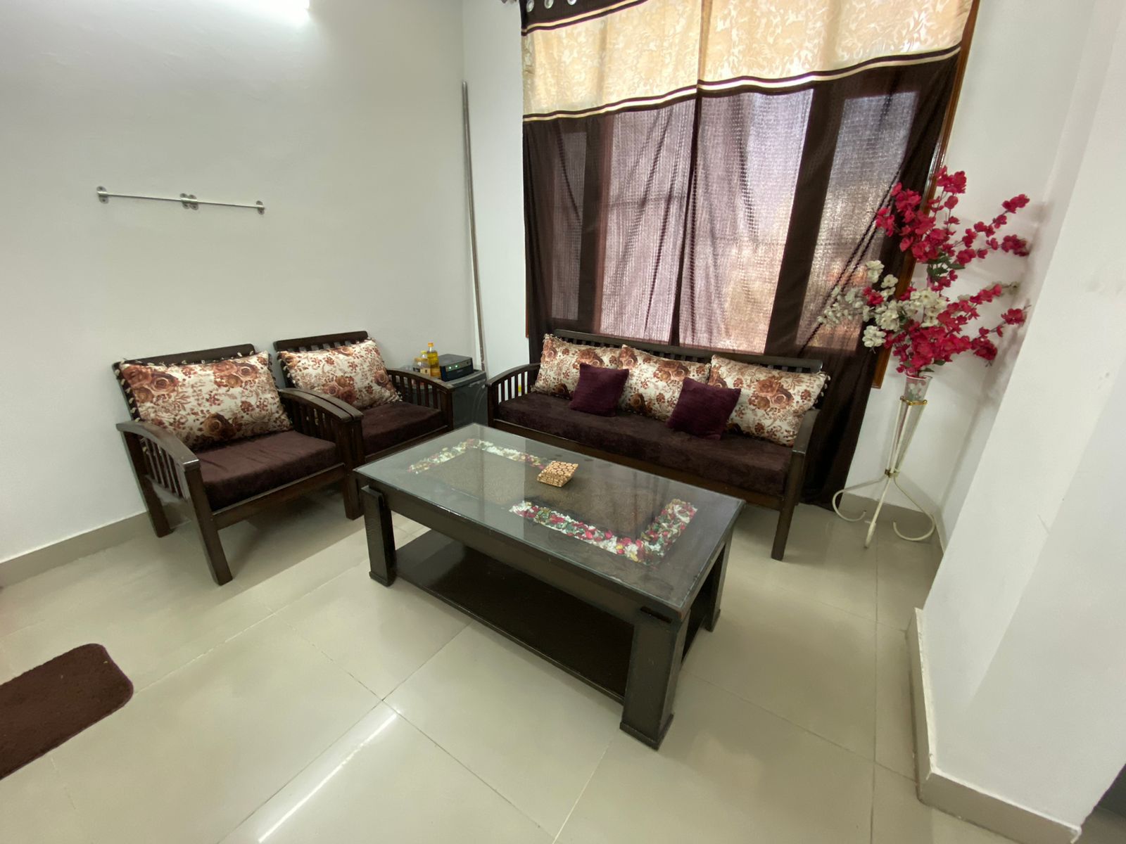 2 BHK Apartment For Rent in Penta Homes Vip Road Zirakpur  7078053