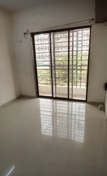 Room in 1 BHK Apartment at Shree Shakun Greens, Virar West – for Sale
