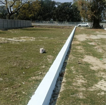   Plot at Sector 64 – for Sale