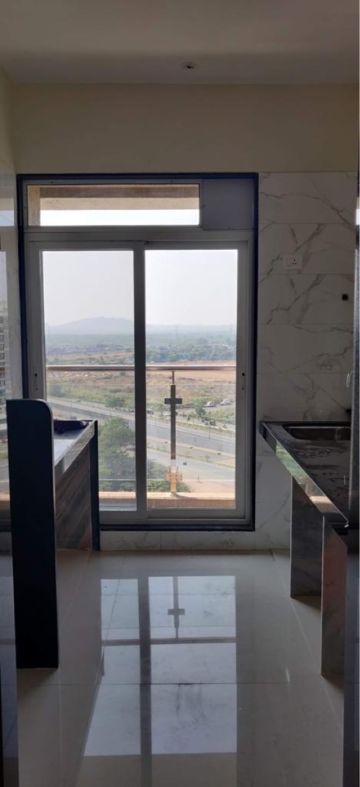 Room in 2 BHK Apartment at Geomatrix Silvercrest, Kalamboli Sector 20 – for Sale