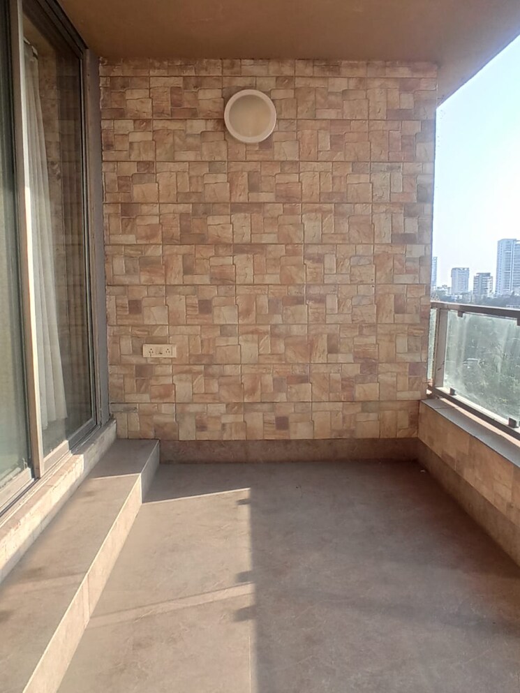 Bathroom, siddhivinayak-horizon 4 Bedroom 2000 Sq.Ft. Apartment In Prabhadevi Mumbai 7078559