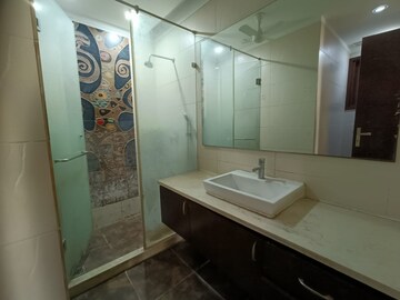 Kitchen in 4 BHK Builder Floor at Green Park – for Sale
