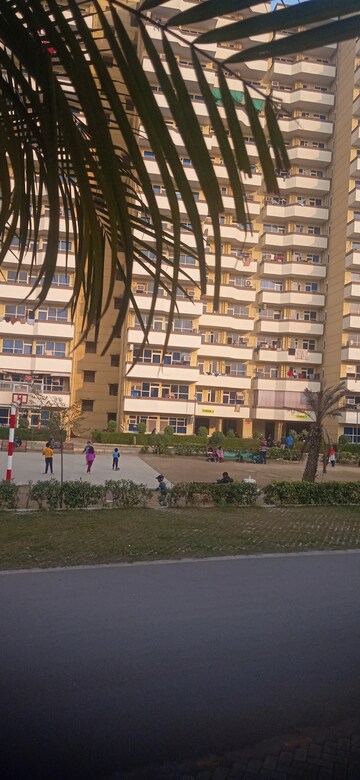 2 BHK Apartment For Sale in Pyramid Urban Homes 3, Sector 67a
