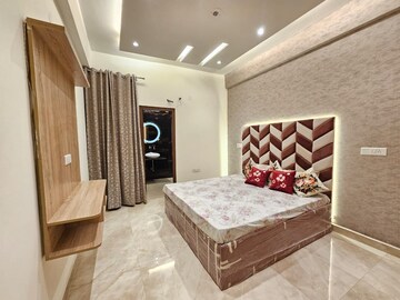 Bedroom in 3 BHK Builder Floor at Tdi City – for Sale
