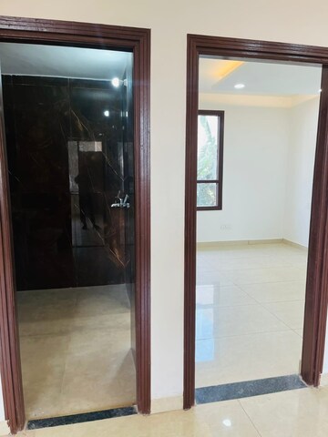 Room in 3 BHK Apartment at Peer Mucchalla – for Sale