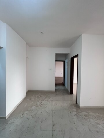 Room in 2.5 BHK Apartment at Geras World of Joy L, Kharadi – for Sale