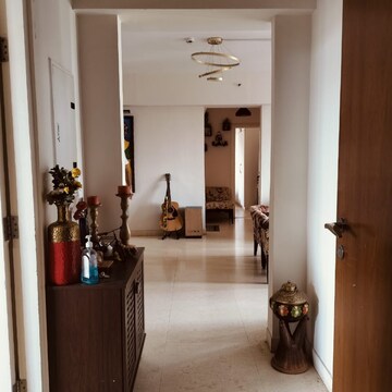 Gym in 3 BHK Apartment at DLF Regal Gardens, Sector 90 – for Sale