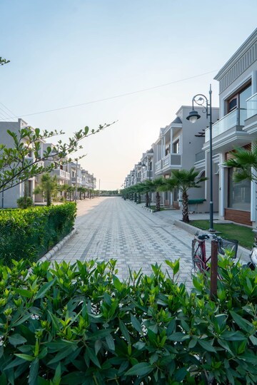 4 BHK Villa – Exterior View View at Patiala Road - for Sale