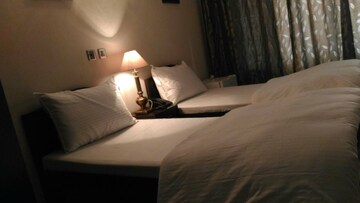 Bedroom in 6 BHK Penthouse at Golf Gardenia, Sadullapur – for Sale