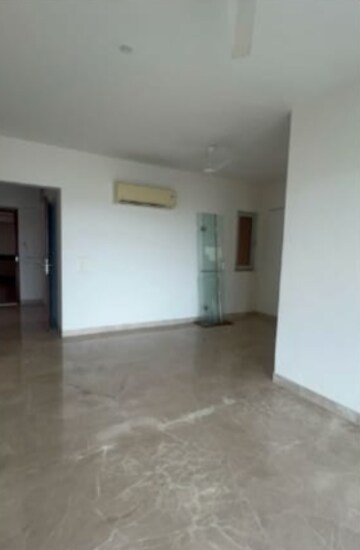 Room in 2 BHK Apartment at DB Orchid Woods, Goregaon East – for Sale