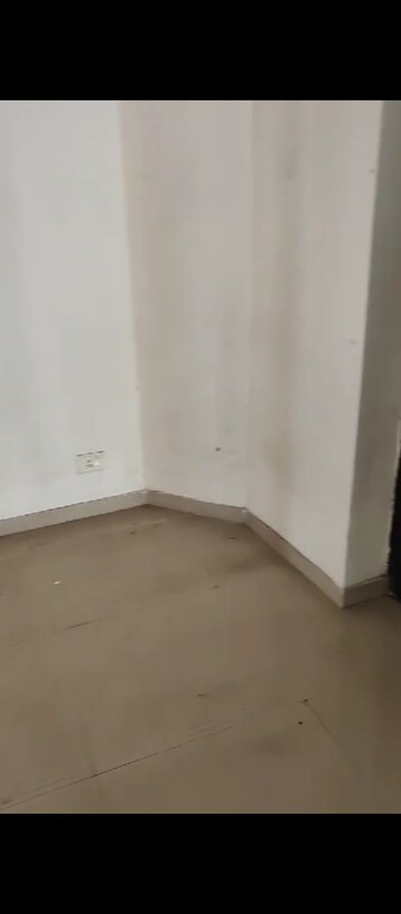 Room in 3.5 BHK Apartment at Assotech The Nest, Sain Vihar – for Sale