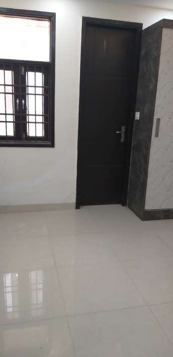 2 BHK Builder Floor For Rent in Dwarka Mor Delhi 7085604
