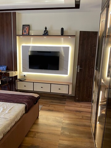3.5 BHK Apartment For Sale in Amrapali Heartbeat City, Sector 107