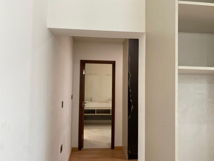 Room, sobha-international-city-phase-1 5 Bedroom 5816 Sq.Ft. Villa In Sector 109 Gurgaon 7086229