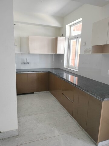 Kitchen in 3 BHK Builder Floor at Sector 40 – for Sale