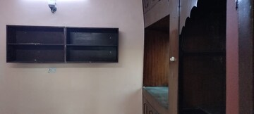Furnished Amenities in 3.5 BHK Apartment at Mayur Vihar Phase Iii – for Sale