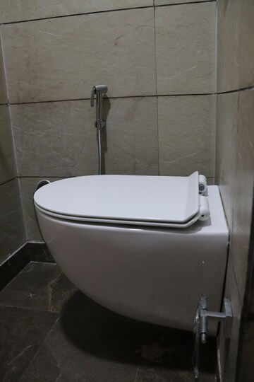 Bathroom in 3 BHK Builder Floor at Ardee City, Sector 52 – for Sale