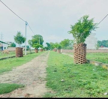  Plot – Garden View at Gomti Nagar - for Sale