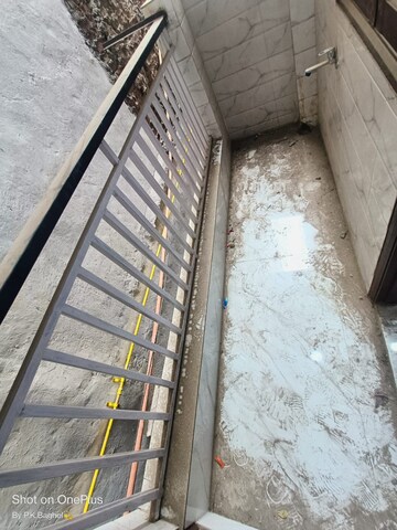 Balcony in 1 BHK Builder Floor at Govindpuri – for Sale