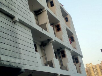 3 BHK Builder Floor – Exterior View View at Shree Homes Noida, Sector 73 - for Sale