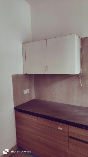 1 BHK Apartment For Sale in Vip Road
