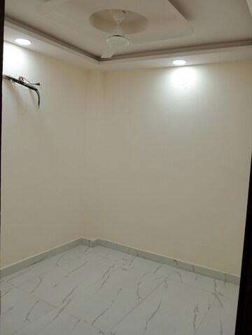 Room in 3 BHK Builder Floor at Govindpuri – for Sale