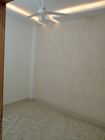 Room in 2 BHK Builder Floor at Govindpuri – for Sale